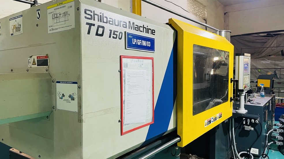 Shibaura 150TON - Injection Molding Machines | Leo Precision